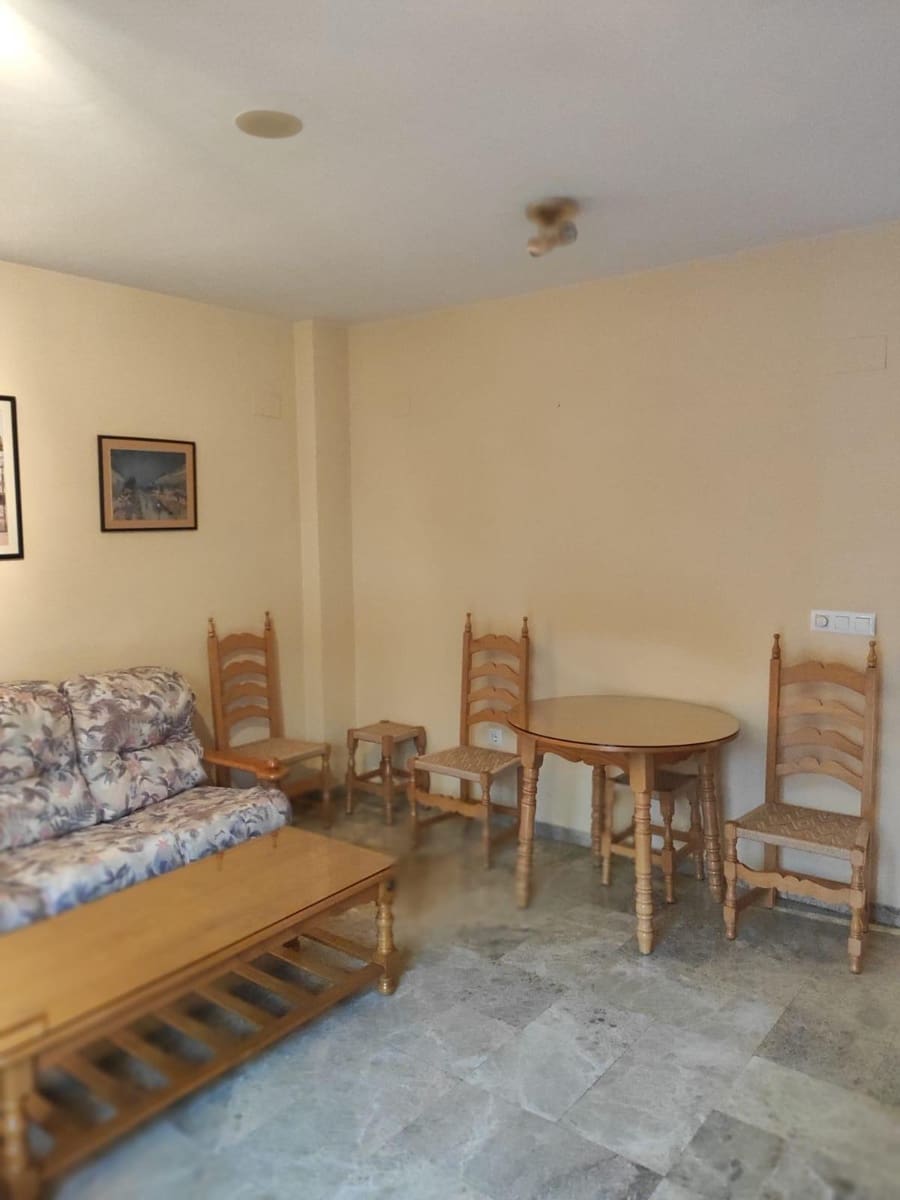 2 bedroom Flat for sale in Cordoba city - € 184,500 (Ref: 9360076)