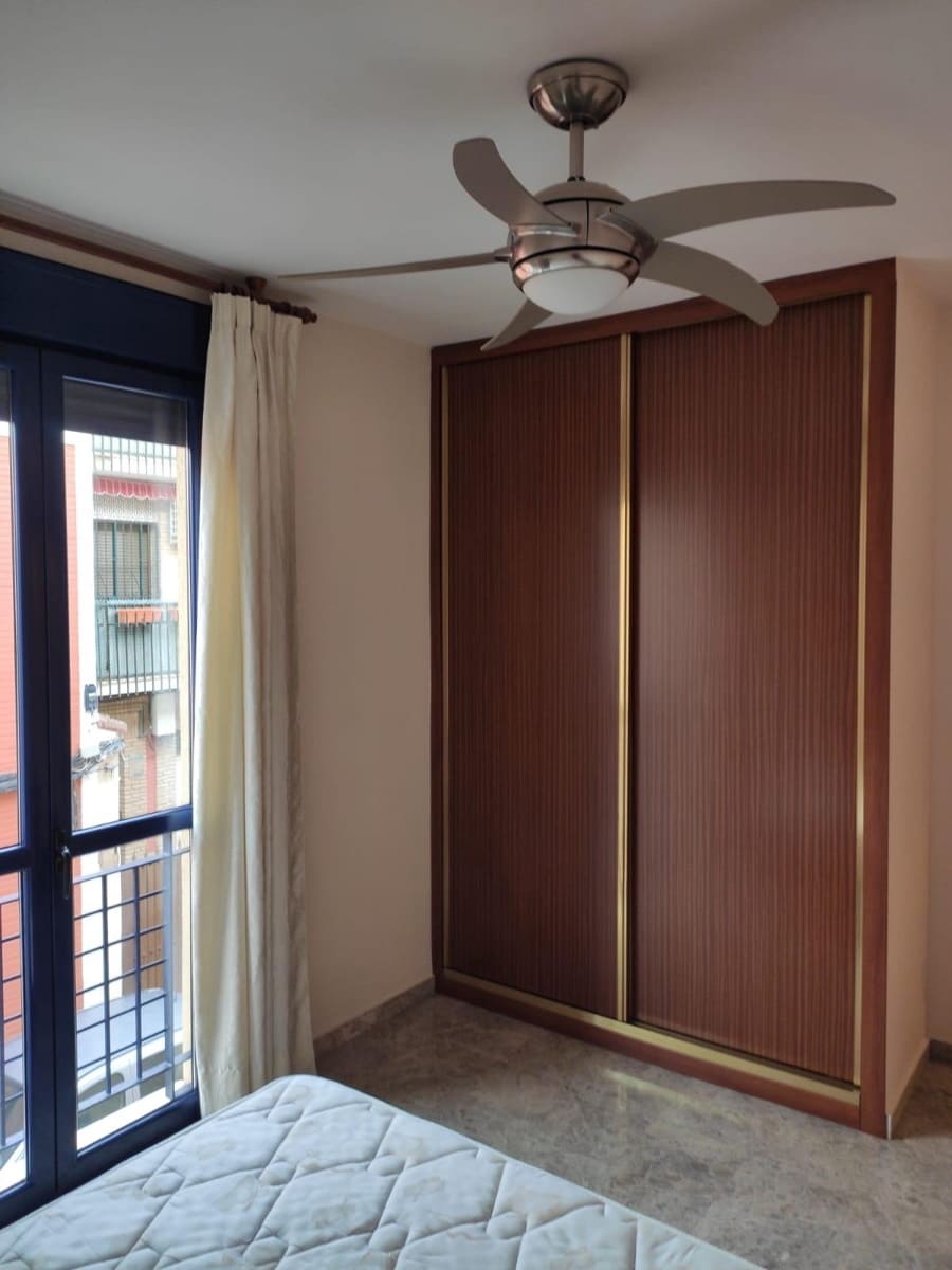2 bedroom Flat for sale in Cordoba city - € 184,500 (Ref: 9360076)