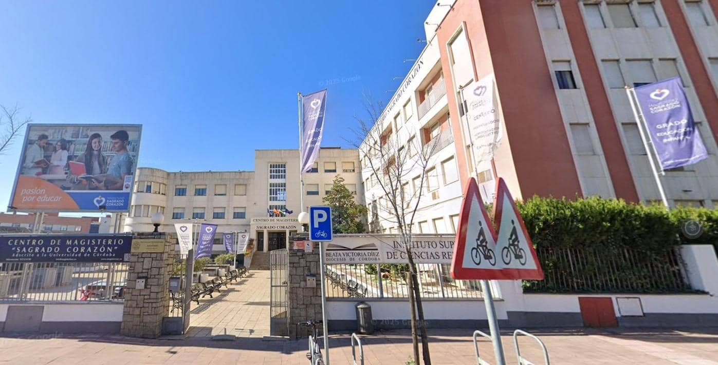 2 bedroom Flat for sale in Cordoba city - € 184,500 (Ref: 9360076)