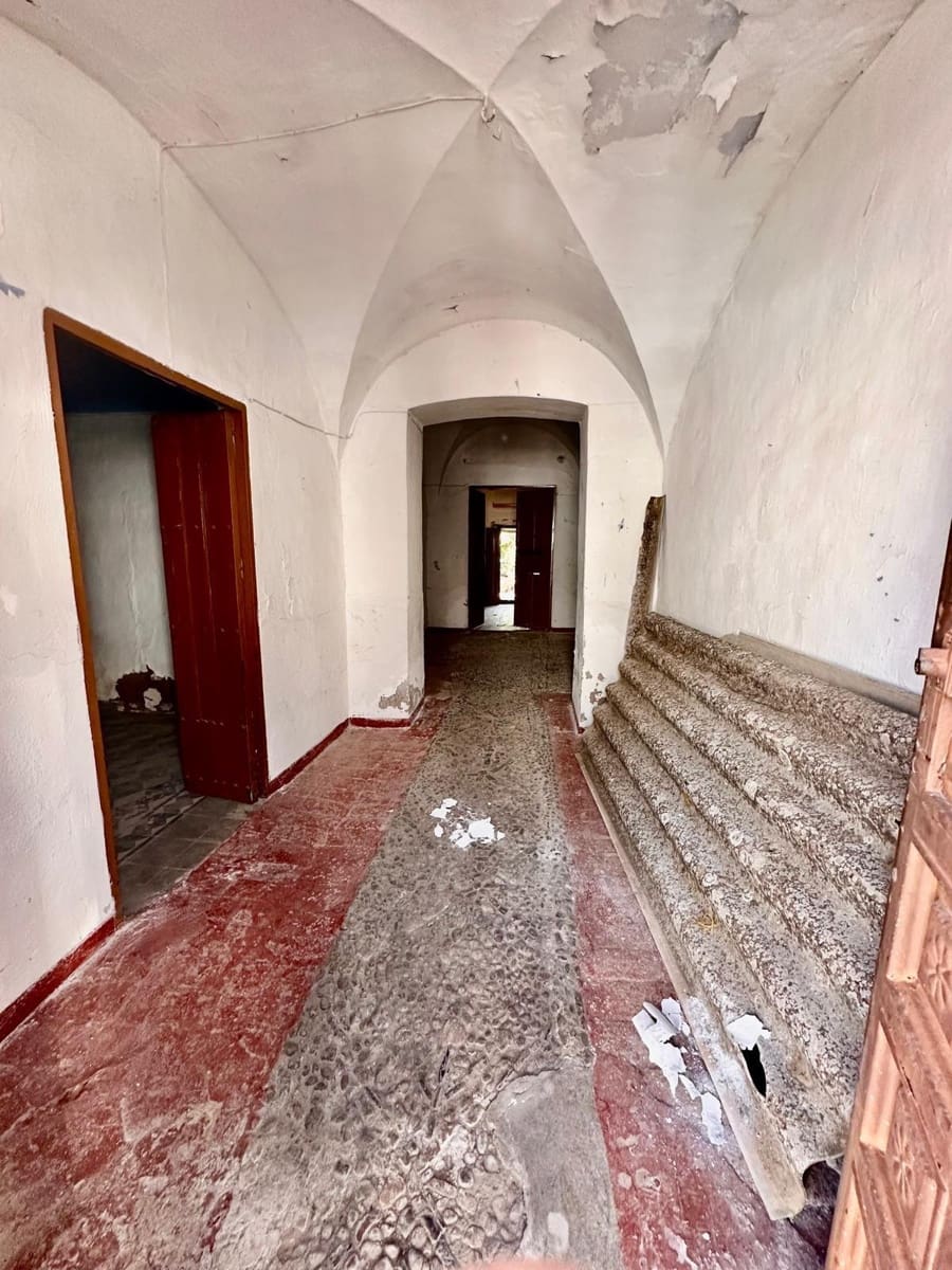 5 bedroom Finca/Country House for sale in Fuente Obejuna - € 12,000 (Ref: 9360078)