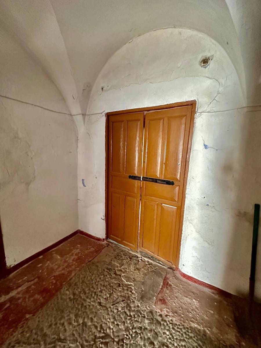 5 bedroom Finca/Country House for sale in Fuente Obejuna - € 12,000 (Ref: 9360078)