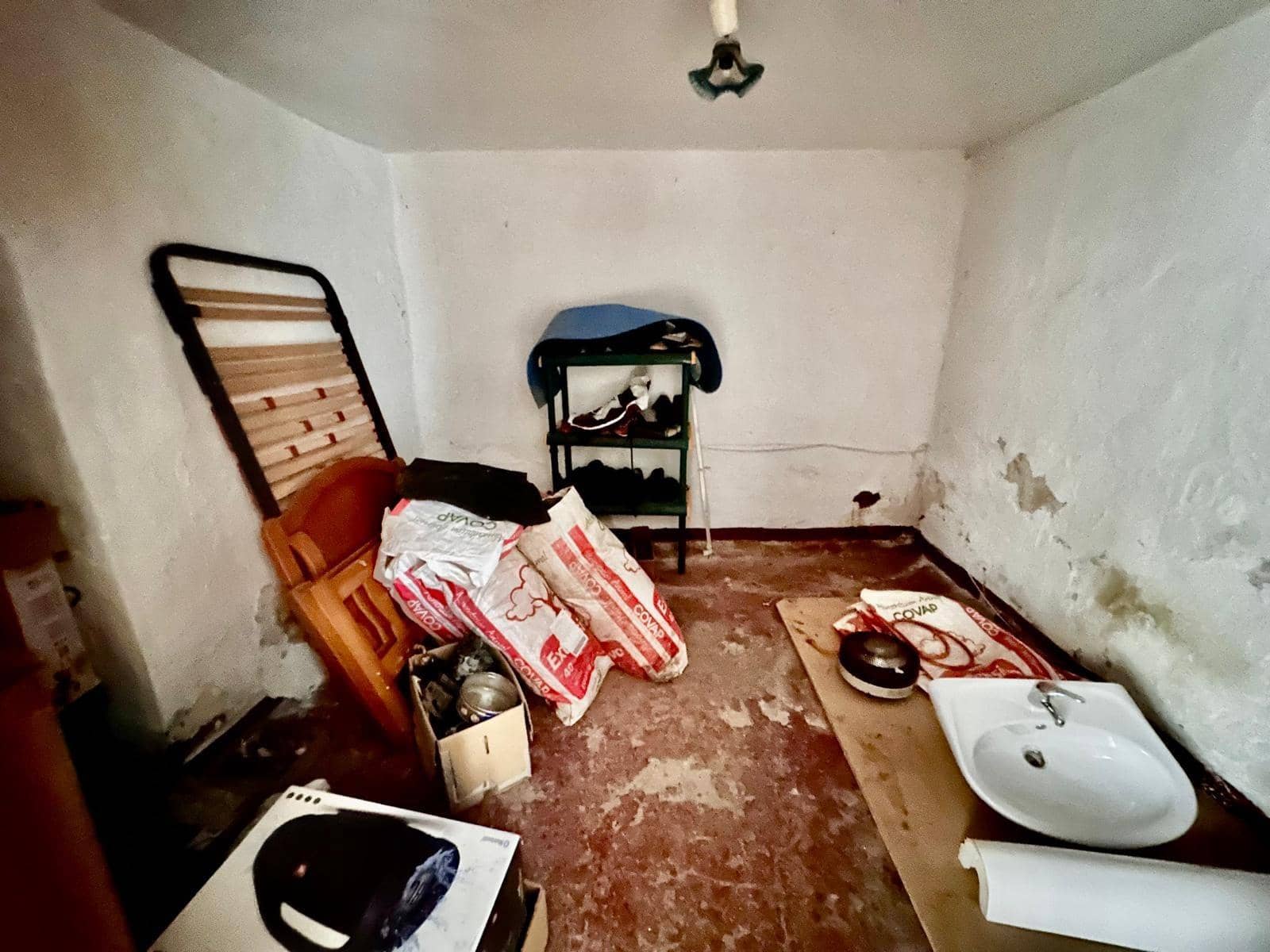 5 bedroom Finca/Country House for sale in Fuente Obejuna - € 12,000 (Ref: 9360078)