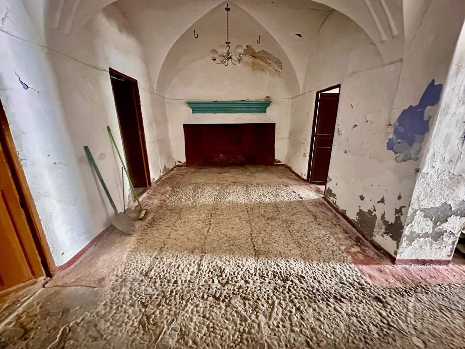 5 bedroom Finca/Country House for sale in Fuente Obejuna - € 12,000 (Ref: 9360078)