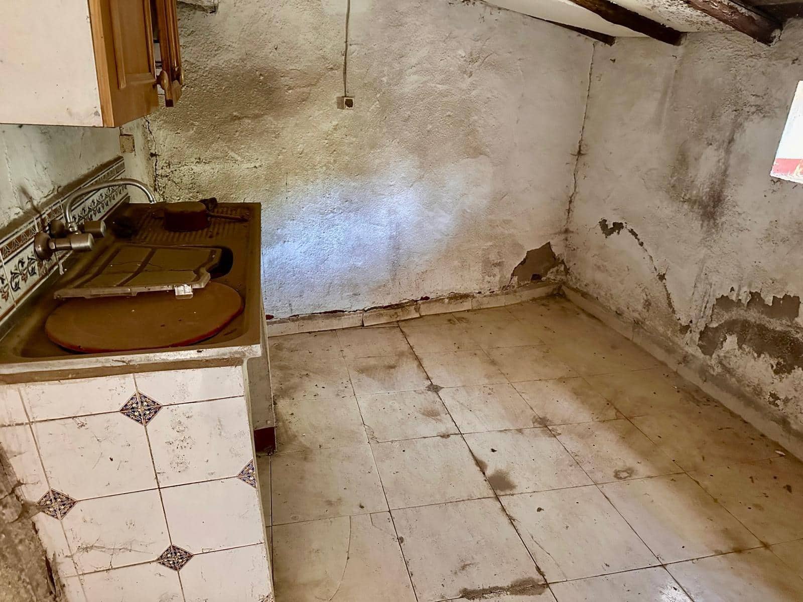 5 bedroom Finca/Country House for sale in Fuente Obejuna - € 12,000 (Ref: 9360078)