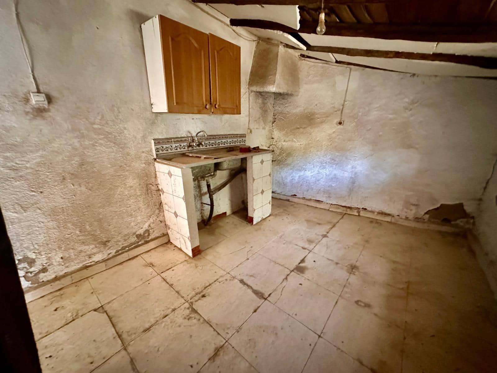 5 bedroom Finca/Country House for sale in Fuente Obejuna - € 12,000 (Ref: 9360078)