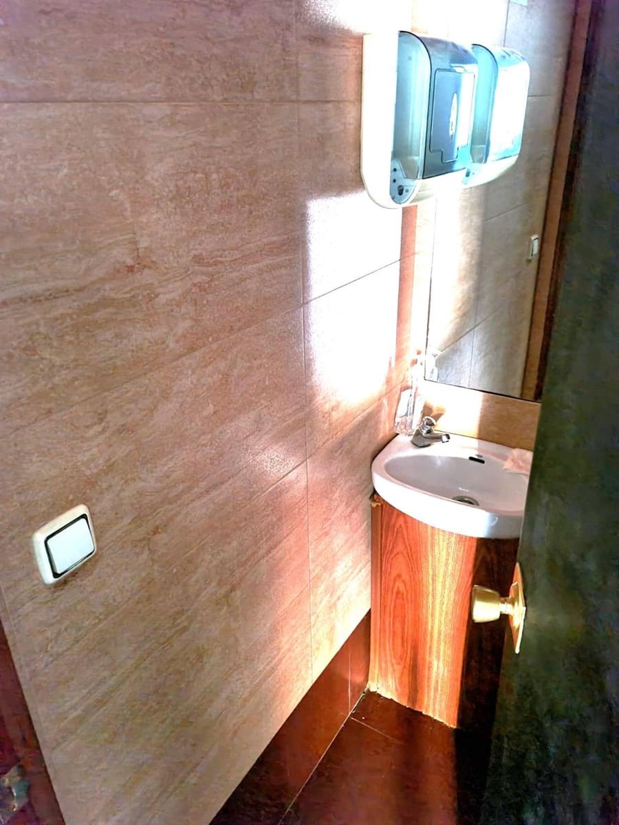 Commercieel te koop in Cordoba stad - € 79.500 (Ref: 9360079)