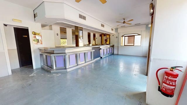 Kommersiell til salgs i Córdoba by - € 79 500 (Ref: 9360079)