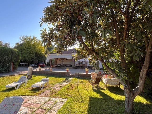 5 soveværelse Villa til salg i Almodóvar del Río med swimmingpool - € 237.000 (Ref: 9360083)