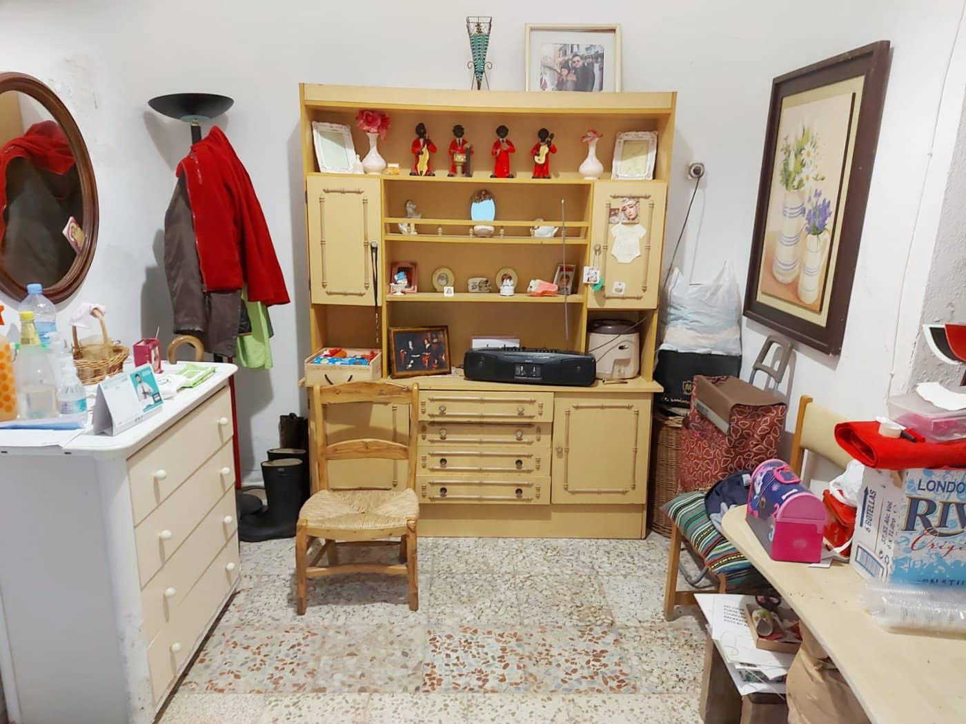 8 makuuhuone Omakotitalo myytävänä paikassa Cordoba kaupunki - 325 000 € (Ref: 9360085)