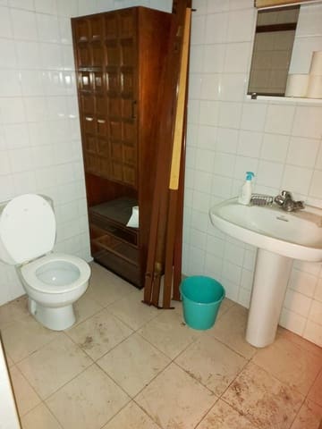 Commercial for rent in Ciudad Jardín, Córdoba city - € 650 (Ref: 9360086)