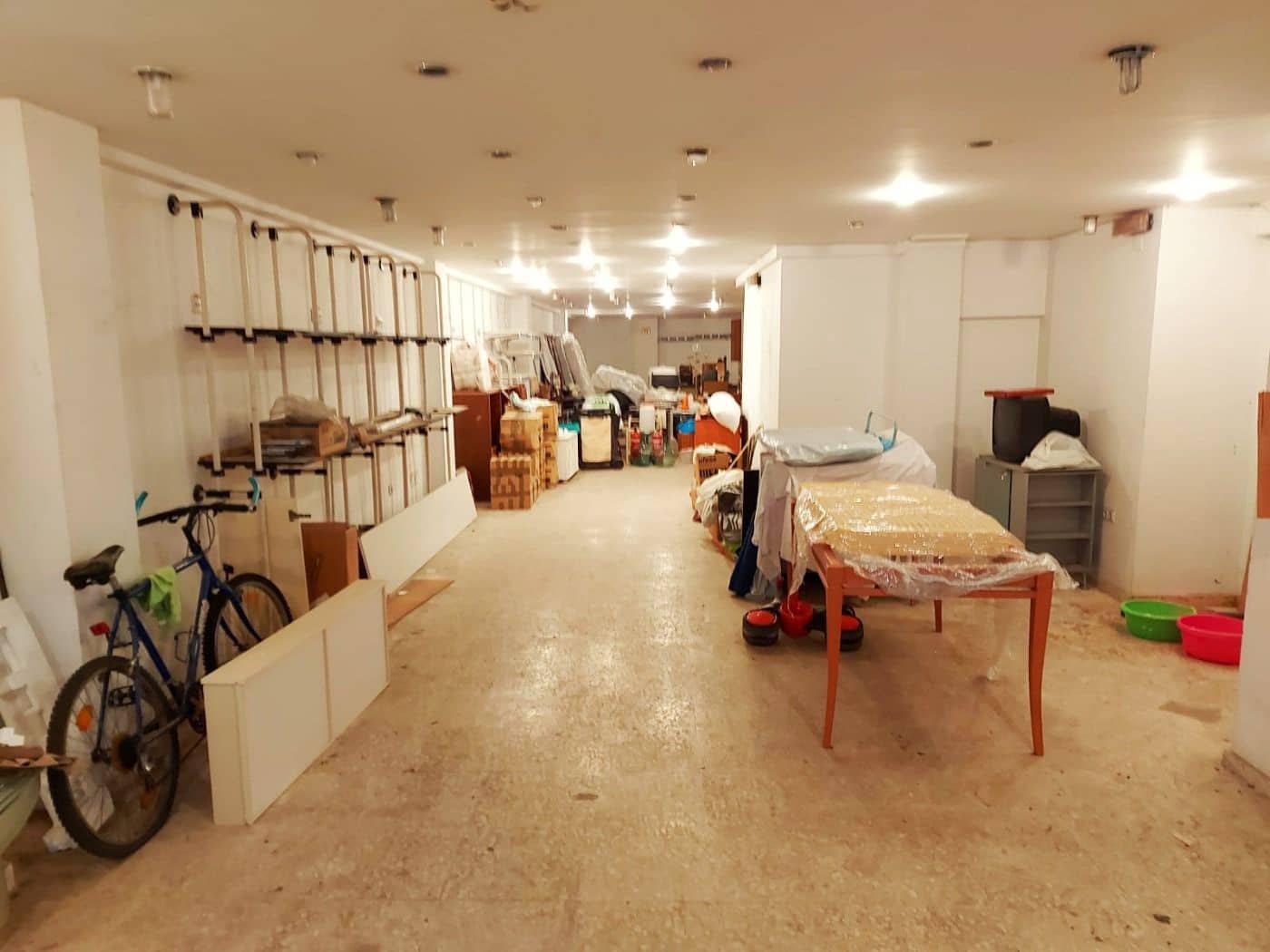 Kaupallinen vuokrattavana paikassa Cordoba kaupunki - 650 € (Ref: 9360086)