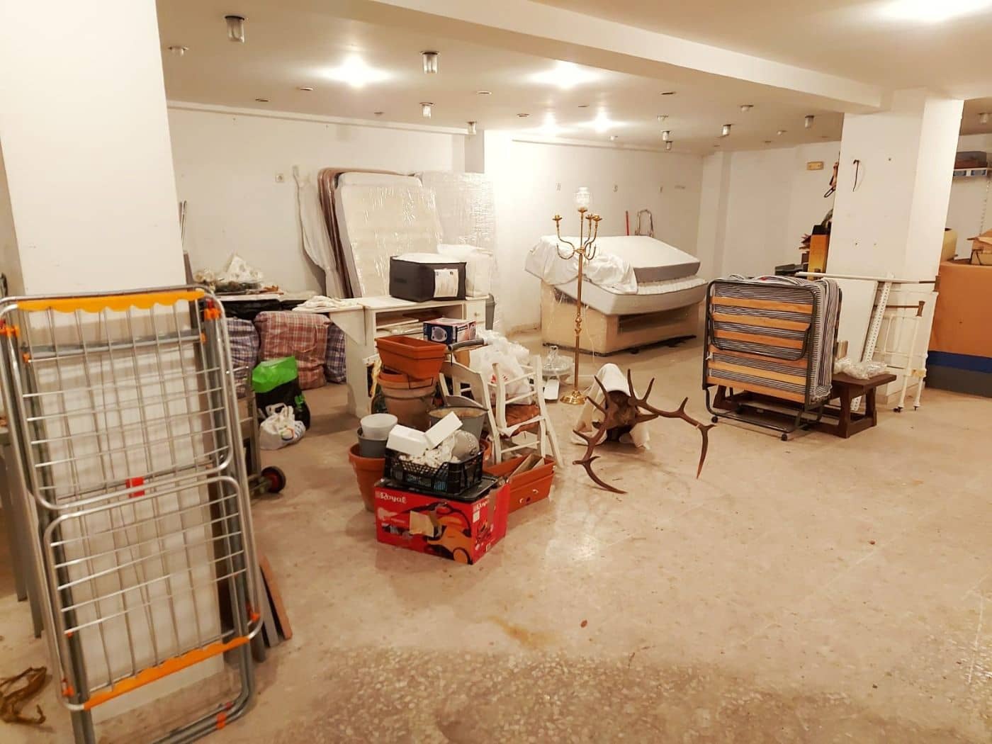 Kaupallinen vuokrattavana paikassa Cordoba kaupunki - 650 € (Ref: 9360086)