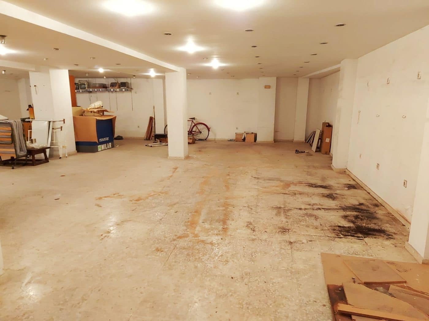 Kaupallinen vuokrattavana paikassa Cordoba kaupunki - 650 € (Ref: 9360086)