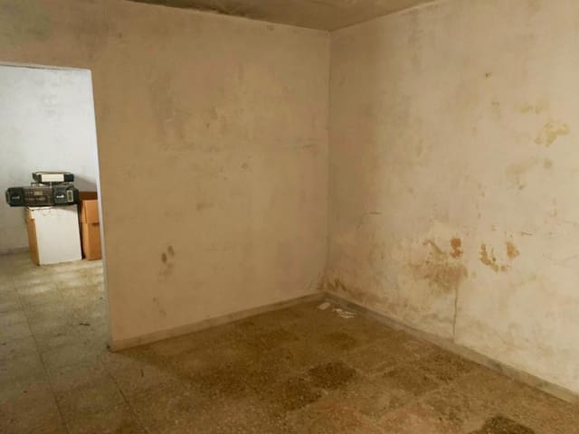 4 bedroom Townhouse for sale in Fuente Obejuna - € 13,000 (Ref: 9360089)