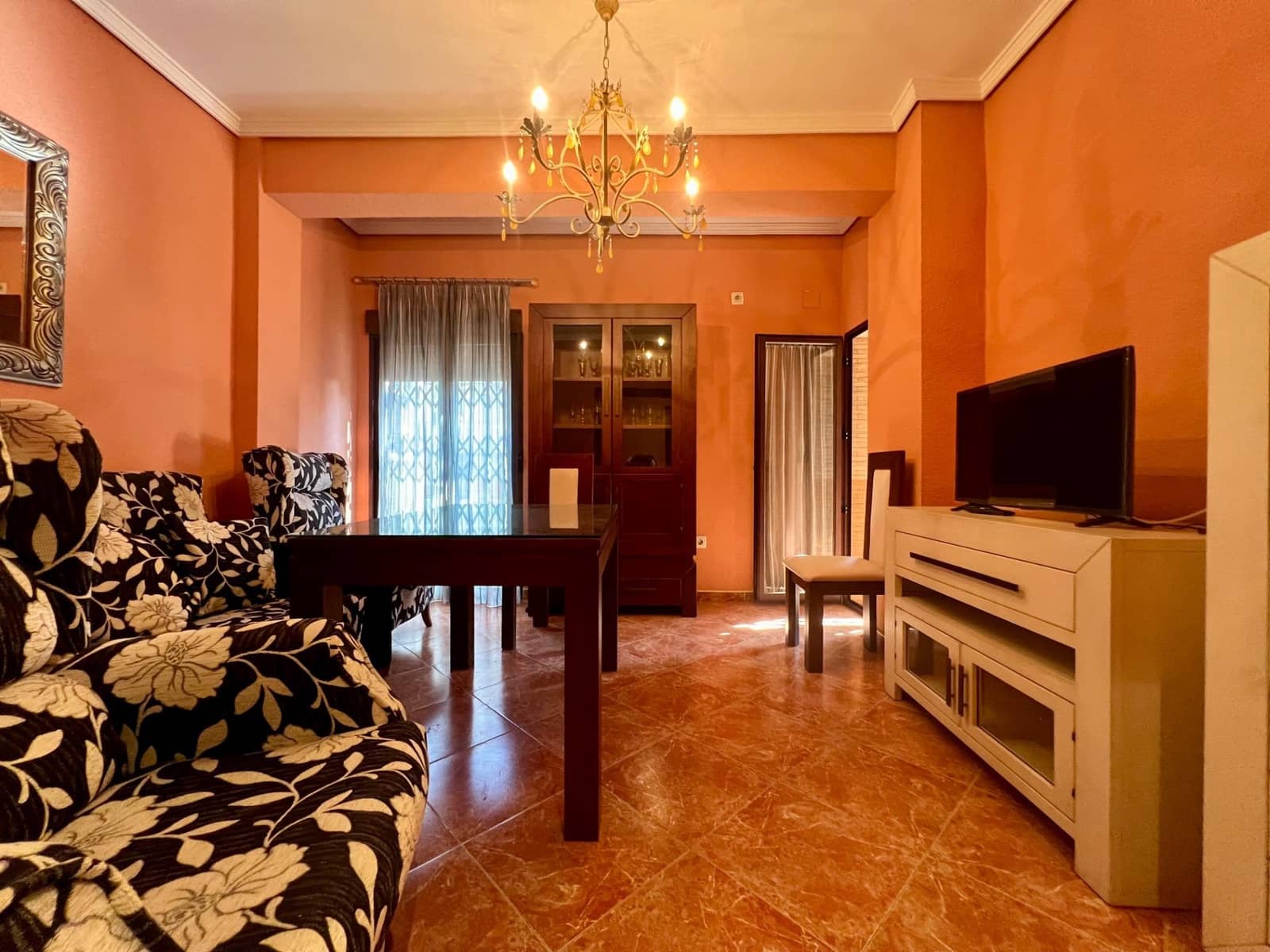 3 Zimmer Wohnung zu verkaufen in Cordoba Stadt - 157.000 € (Ref: 9362422)