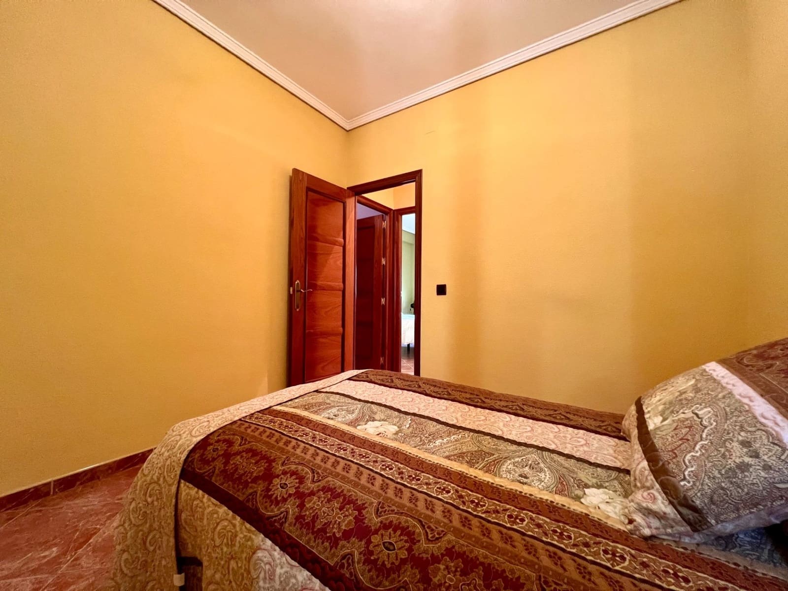 3 Zimmer Wohnung zu verkaufen in Cordoba Stadt - 157.000 € (Ref: 9362422)