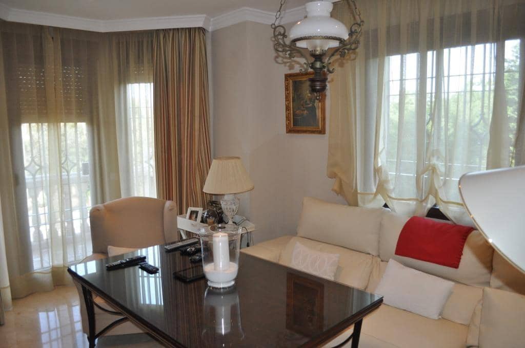 11 soveværelse Villa til salg i Cordoba by med swimmingpool garage - € 870.000 (Ref: 9362423)