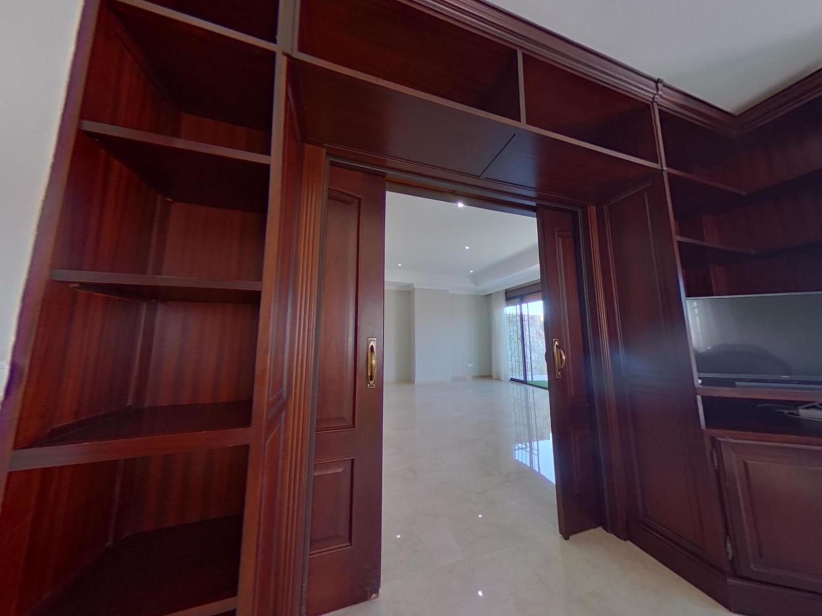 11 soveværelse Villa til salg i Cordoba by med swimmingpool garage - € 870.000 (Ref: 9362423)