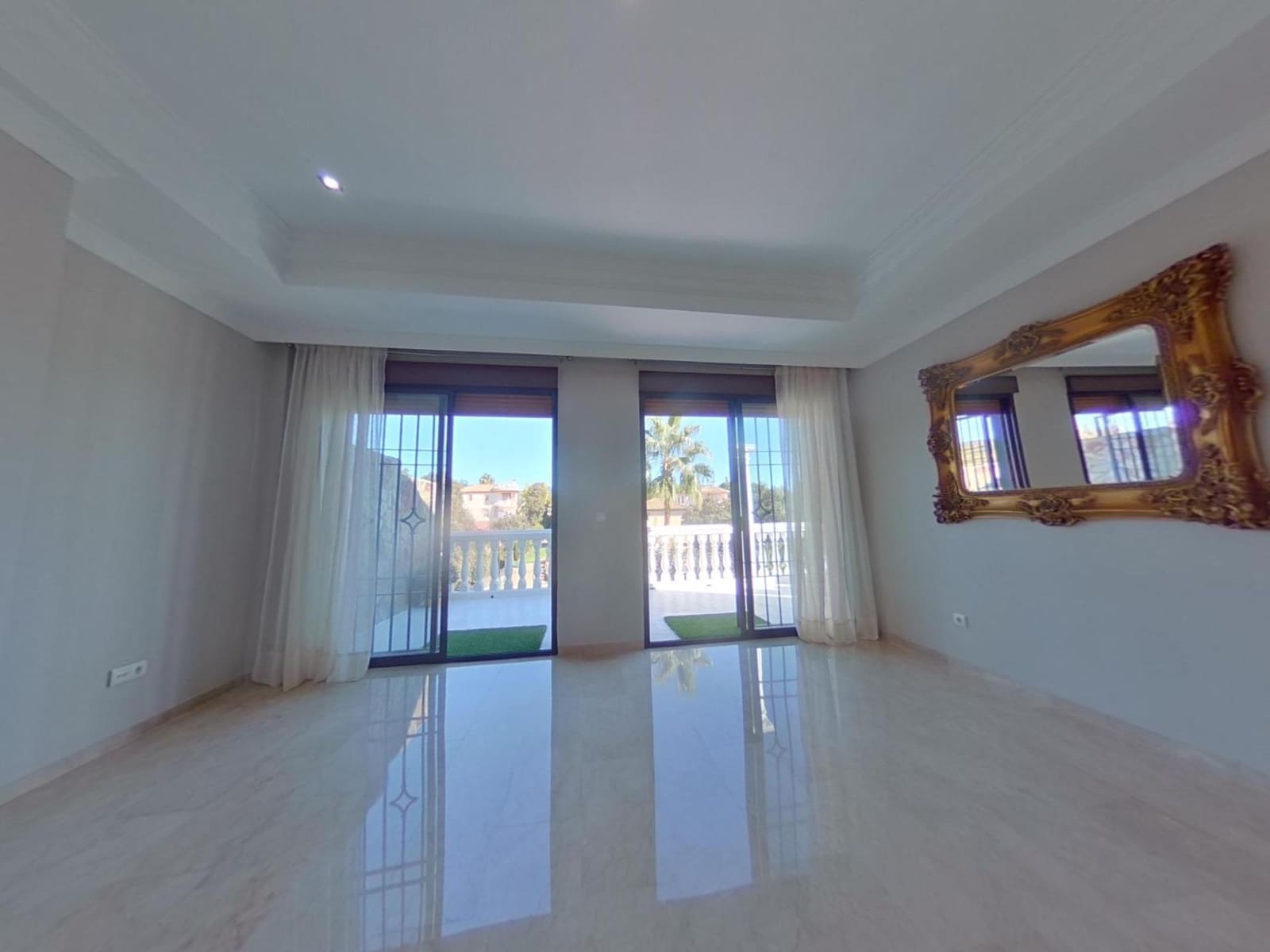 11 soveværelse Villa til salg i Cordoba by med swimmingpool garage - € 870.000 (Ref: 9362423)