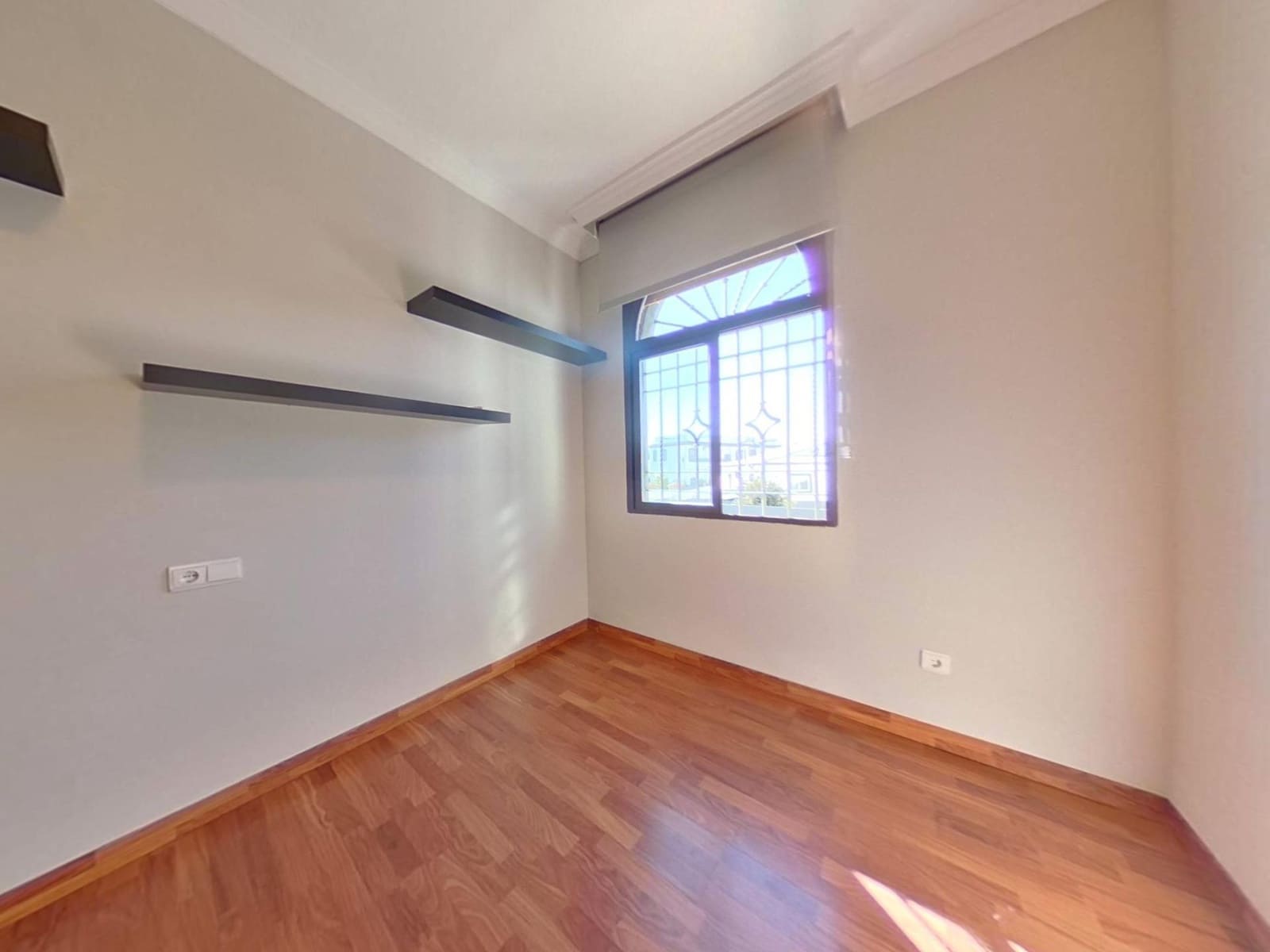 11 soveværelse Villa til salg i Cordoba by med swimmingpool garage - € 870.000 (Ref: 9362423)