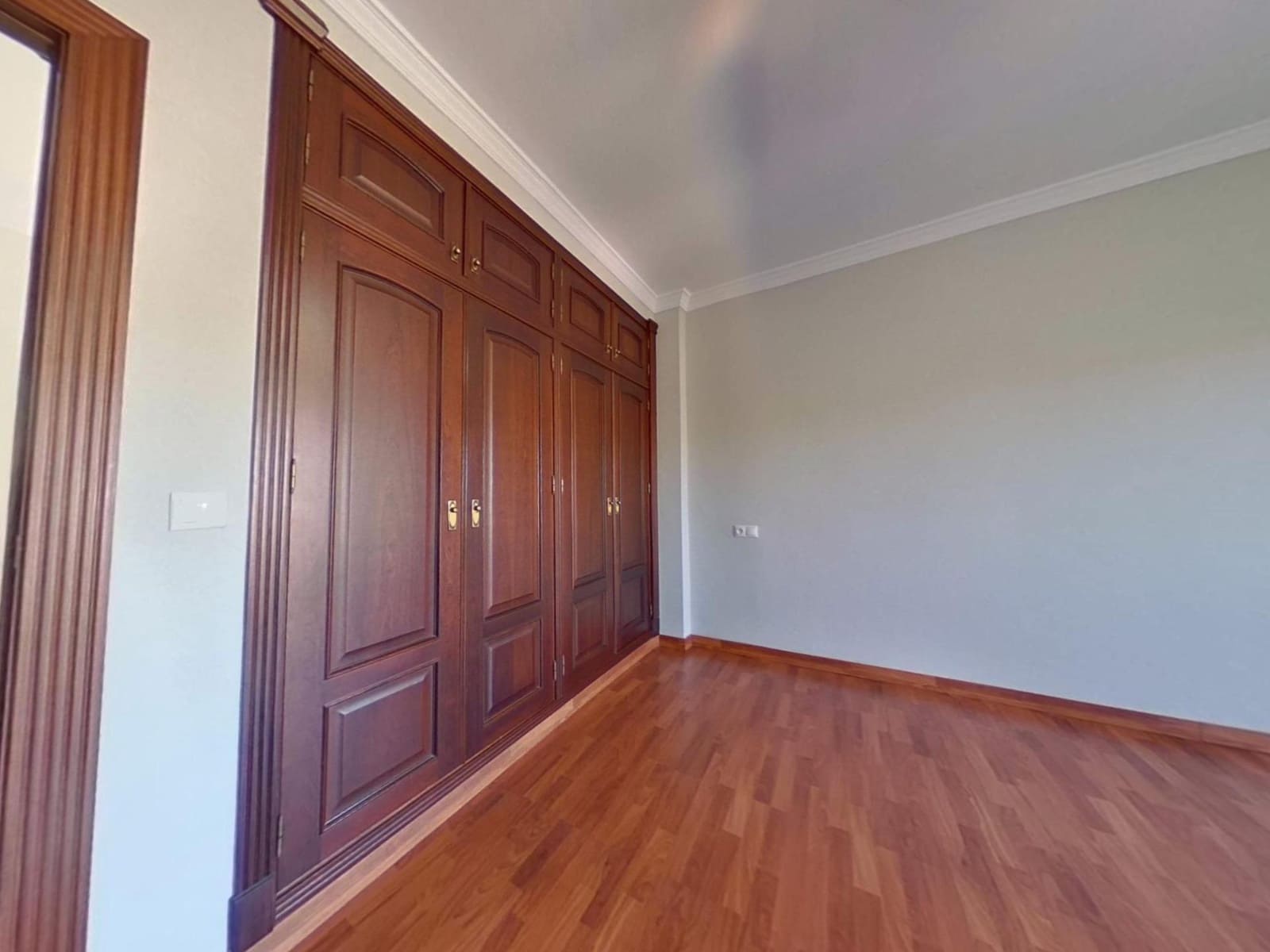 11 soveværelse Villa til salg i Cordoba by med swimmingpool garage - € 870.000 (Ref: 9362423)