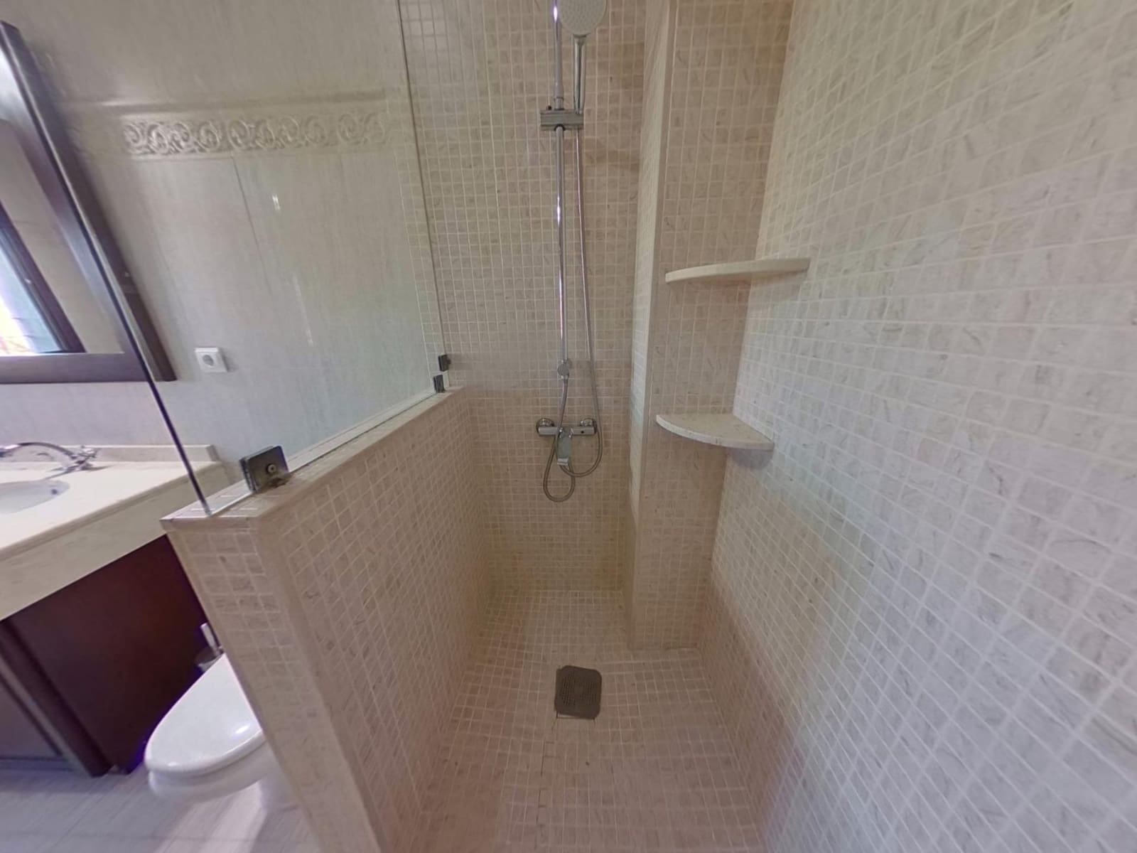 11 soveværelse Villa til salg i Cordoba by med swimmingpool garage - € 870.000 (Ref: 9362423)