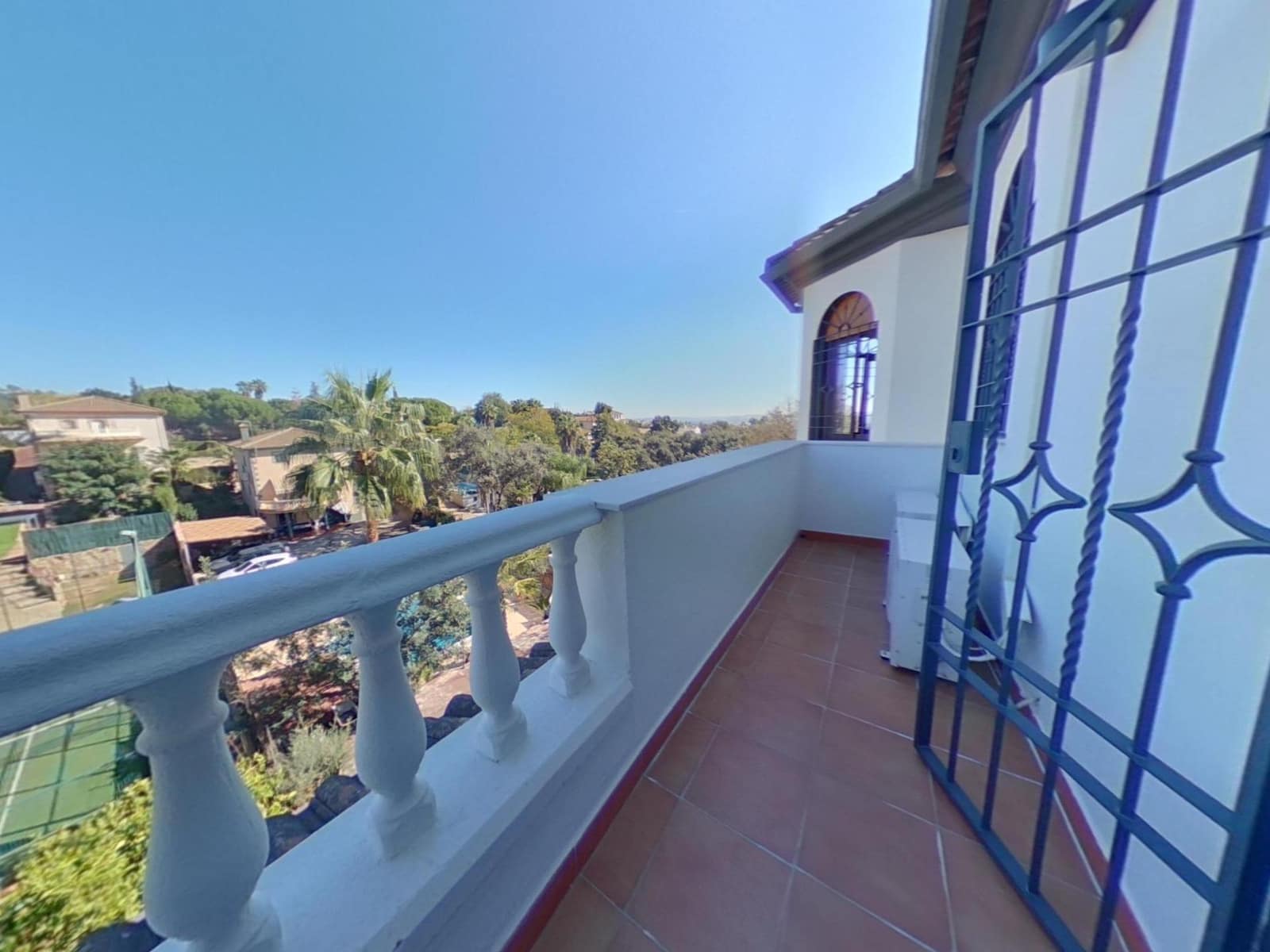 11 soveværelse Villa til salg i Cordoba by med swimmingpool garage - € 870.000 (Ref: 9362423)