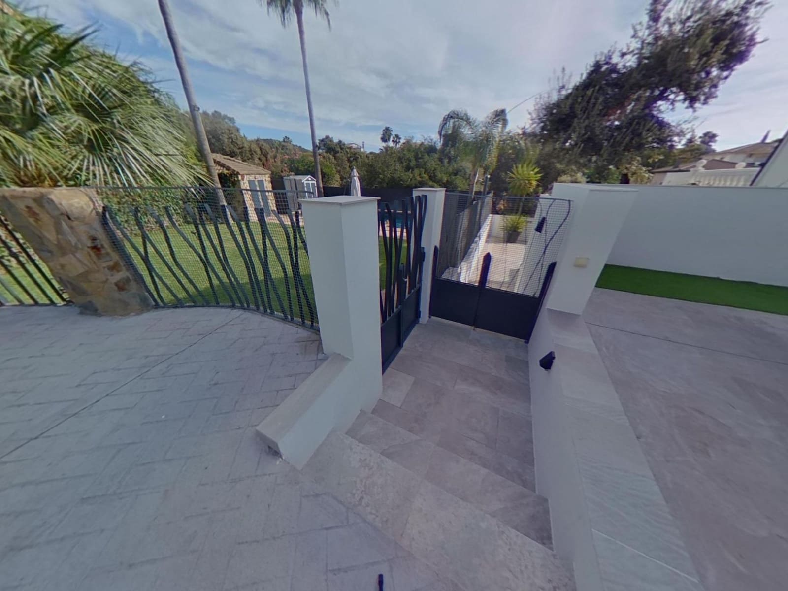 11 soveværelse Villa til salg i Cordoba by med swimmingpool garage - € 870.000 (Ref: 9362423)