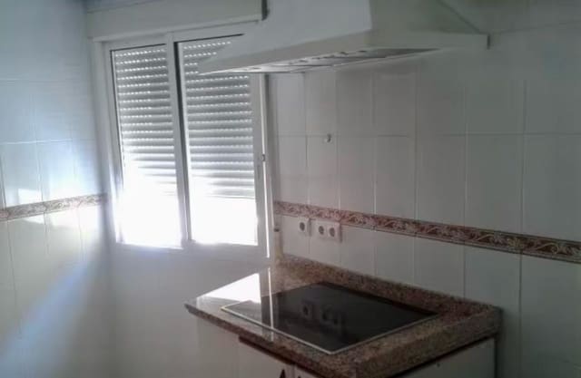 2 soveværelse Lejlighed til salg i Córdoba by med garage - € 245.000 (Ref: 9367642)