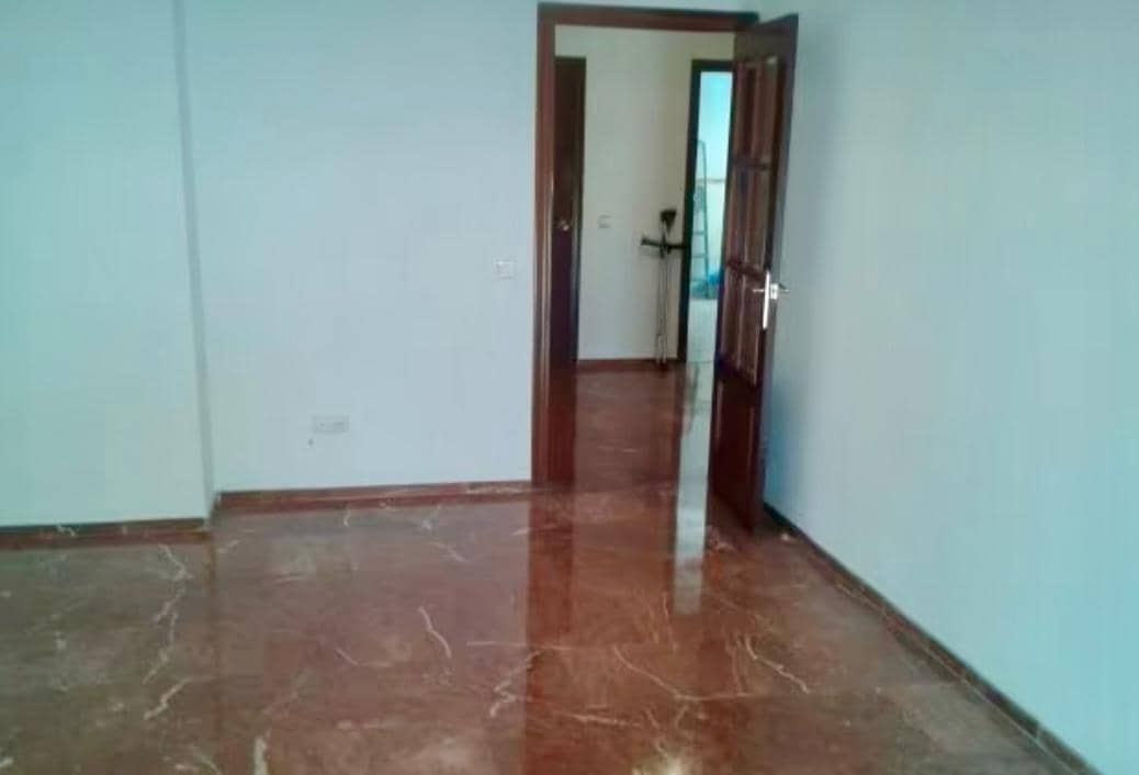 2 quarto Apartamento para venda em Cordova cidade com garagem - 245 000 € (Ref: 9367642)