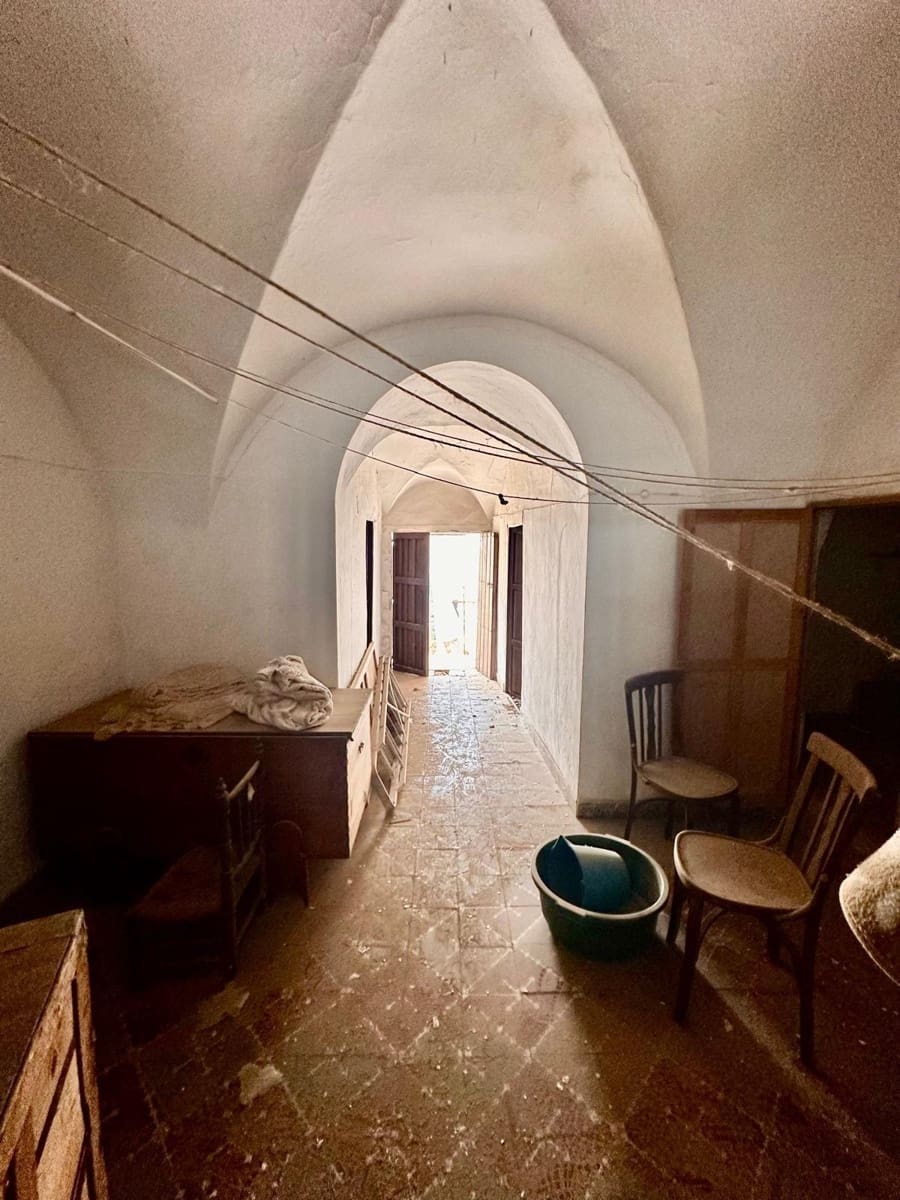 9 slaapkamer Huis te koop in Fuente Obejuna - € 50.000 (Ref: 9367644)