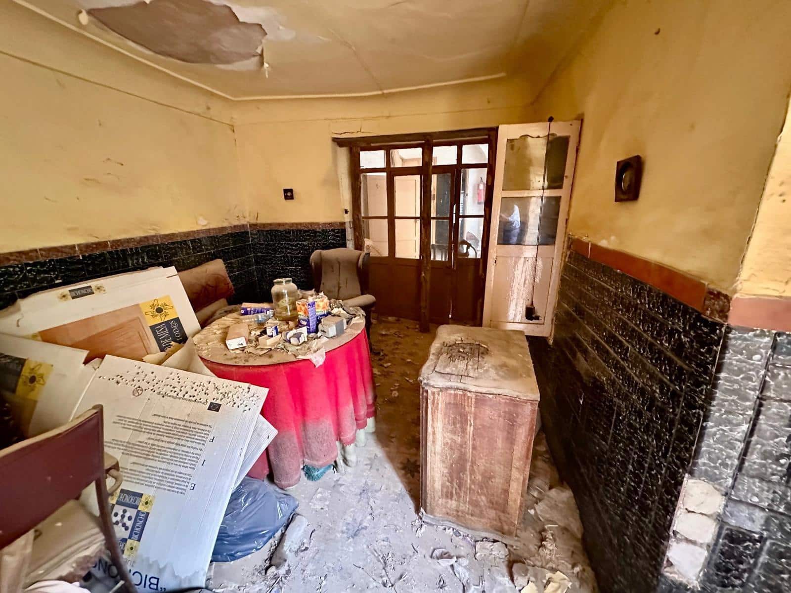 9 slaapkamer Huis te koop in Fuente Obejuna - € 50.000 (Ref: 9367644)