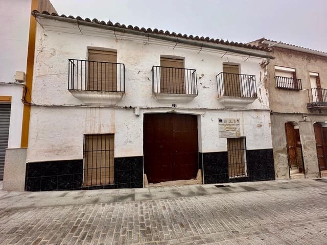 9 bedroom Townhouse for sale in Fuente Obejuna - € 50,000 (Ref: 9367644)