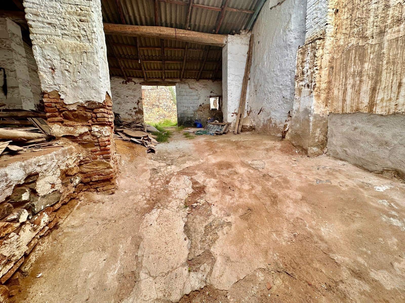 9 slaapkamer Huis te koop in Fuente Obejuna - € 50.000 (Ref: 9367644)