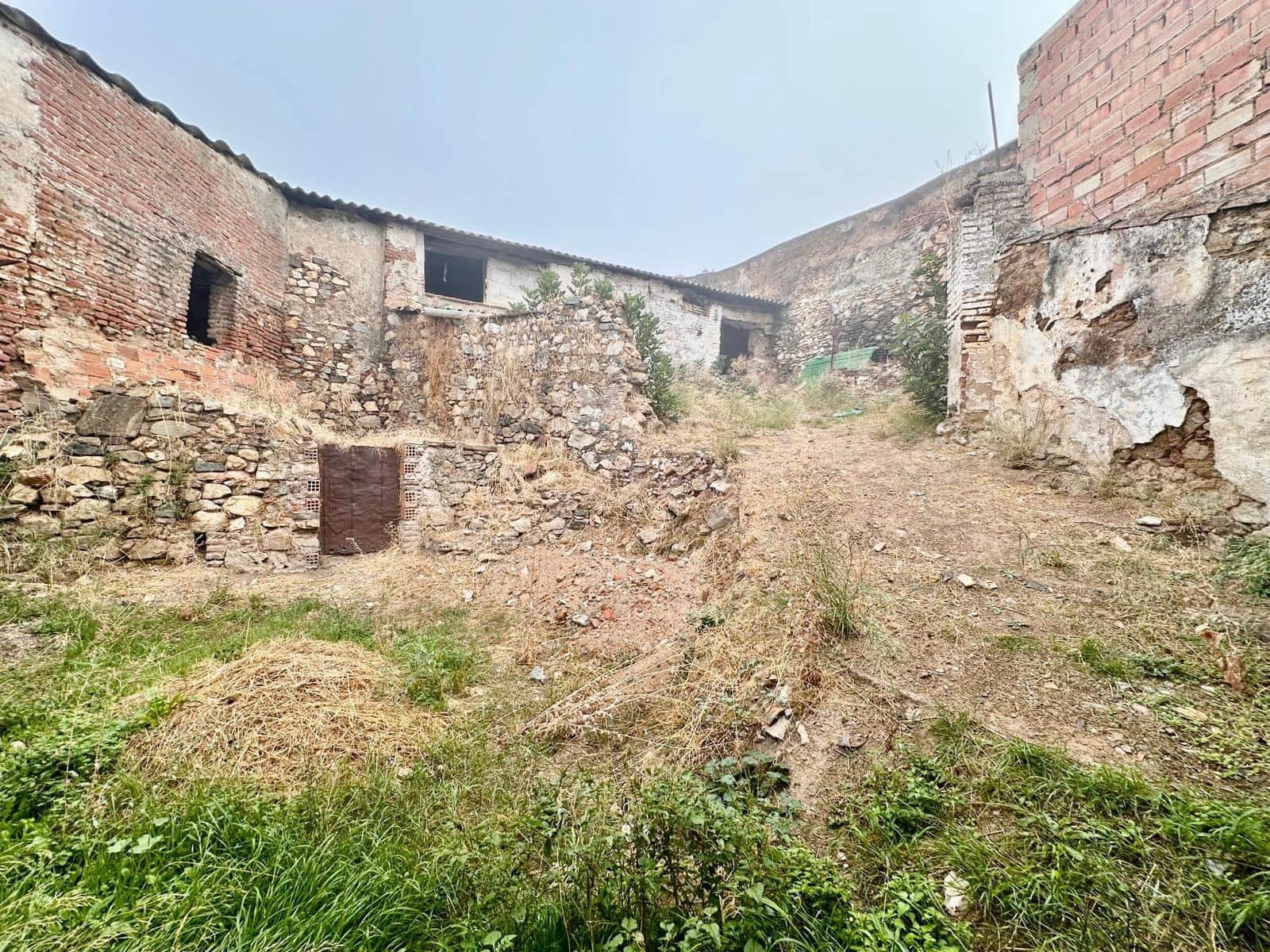 9 slaapkamer Huis te koop in Fuente Obejuna - € 50.000 (Ref: 9367644)