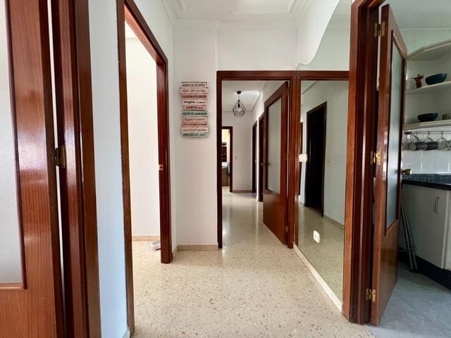 4 camera da letto Appartamento in vendita in Cordova città - 120.000 € (Rif: 9374222)