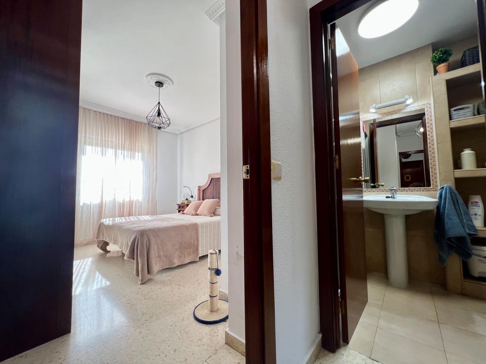 4 soveværelse Lejlighed til salg i Cordoba by - € 120.000 (Ref: 9374222)