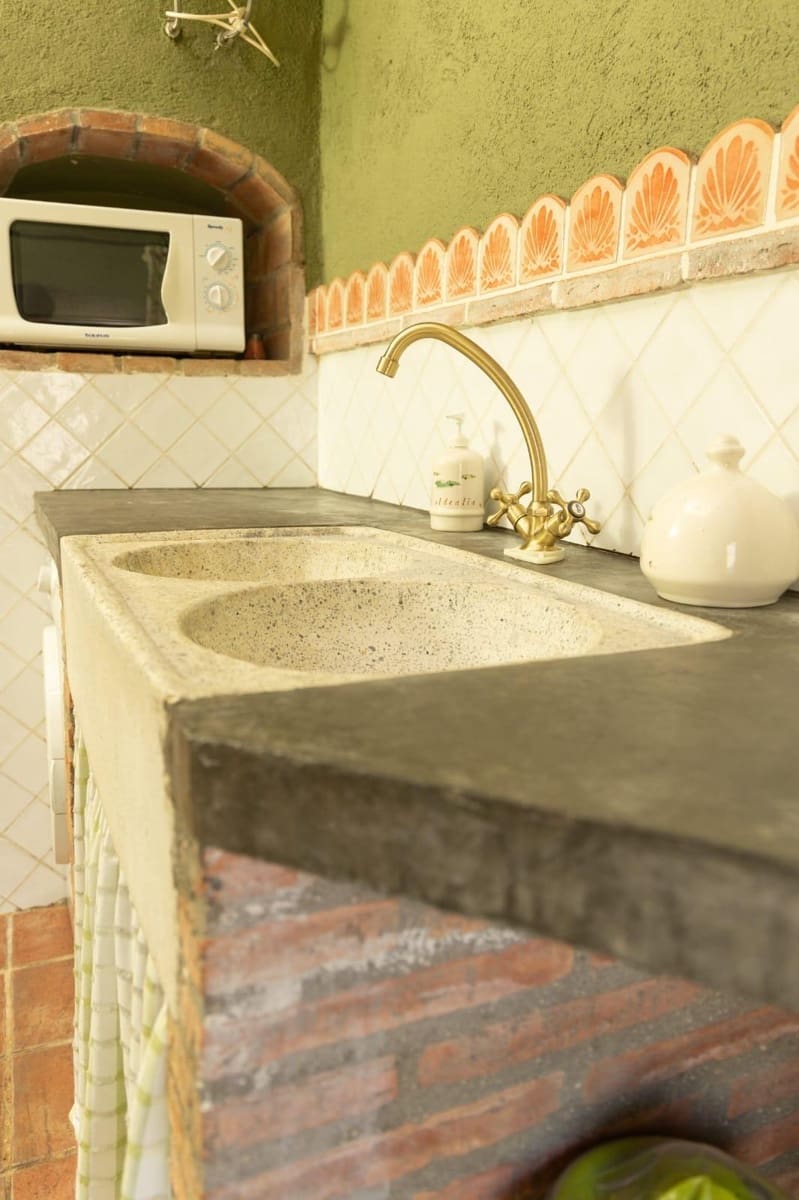 5 slaapkamer Finca/Landhuis te koop in Cordoba stad met zwembad - € 145.000 (Ref: 9383037)