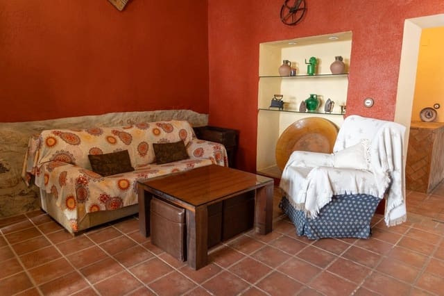 5 slaapkamer Finca/Landhuis te koop in Córdoba stad met zwembad - € 145.000 (Ref: 9383037)