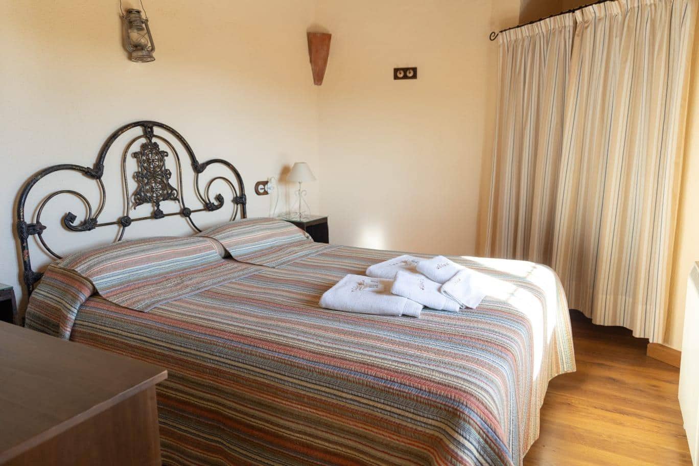 5 slaapkamer Finca/Landhuis te koop in Cordoba stad met zwembad - € 145.000 (Ref: 9383037)