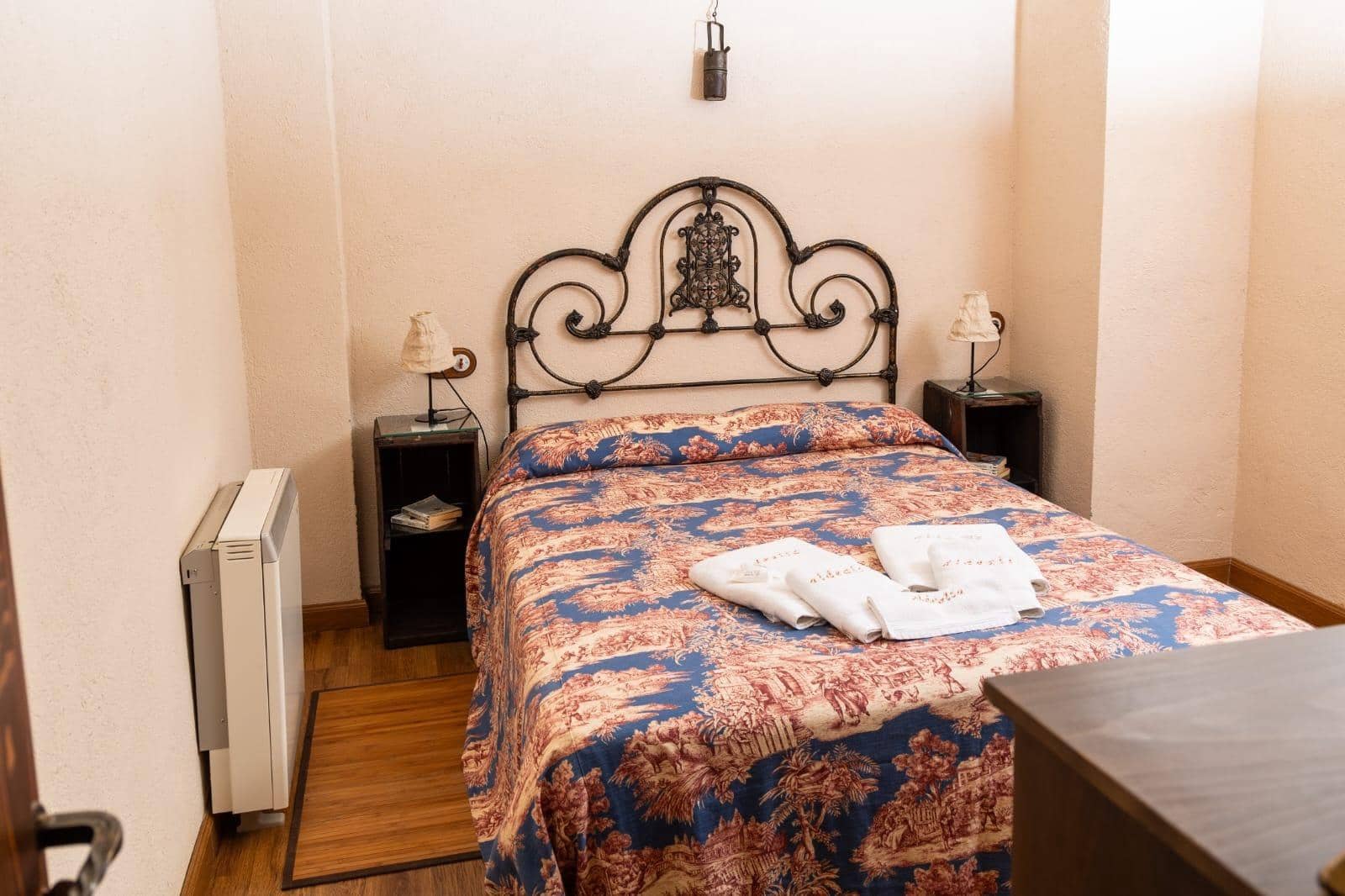 5 slaapkamer Finca/Landhuis te koop in Cordoba stad met zwembad - € 145.000 (Ref: 9383037)