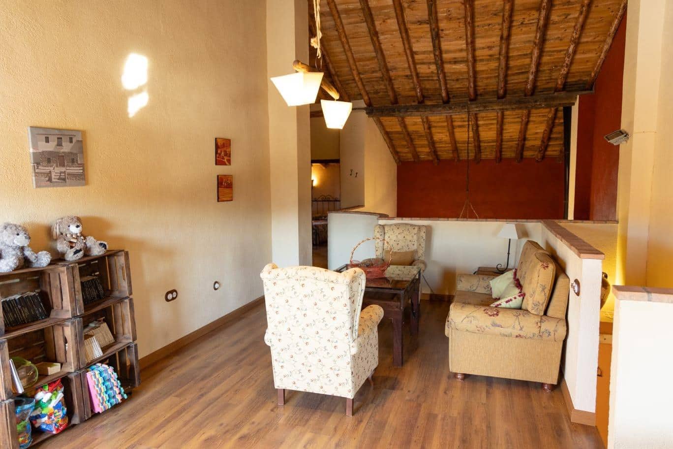 5 slaapkamer Finca/Landhuis te koop in Cordoba stad met zwembad - € 145.000 (Ref: 9383037)
