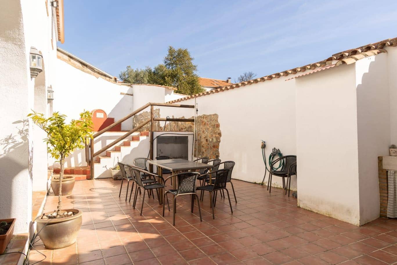 5 slaapkamer Finca/Landhuis te koop in Cordoba stad met zwembad - € 145.000 (Ref: 9383037)