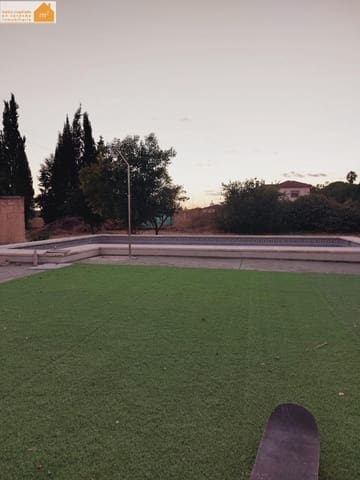 4 slaapkamer Finca/Landhuis te koop in El Higueron, Córdoba stad met garage - € 210.000 (Ref: 9385695)