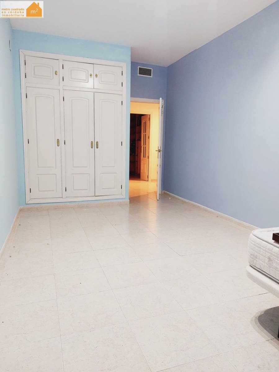 4 Zimmer Finca/Landgut zu verkaufen in El Higueron mit Garage - 210.000 € (Ref: 9385695)