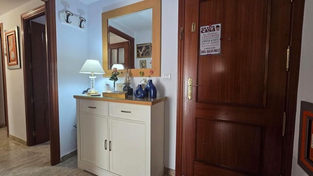 3 camera da letto Appartamento in vendita in Cordova città con garage - 327.000 € (Rif: 9385697)