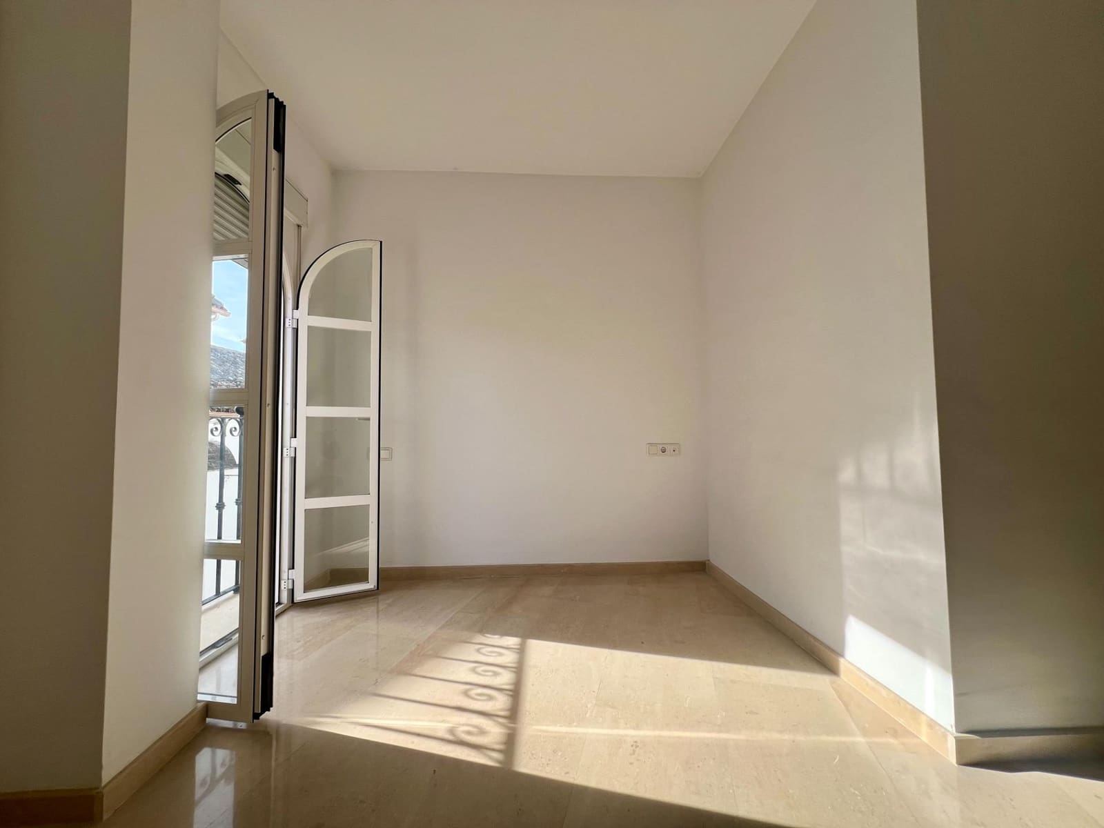 2 soverom Leilighet til salgs i Villafranca de Cordoba med svømmebasseng - € 88 000 (Ref: 9385699)