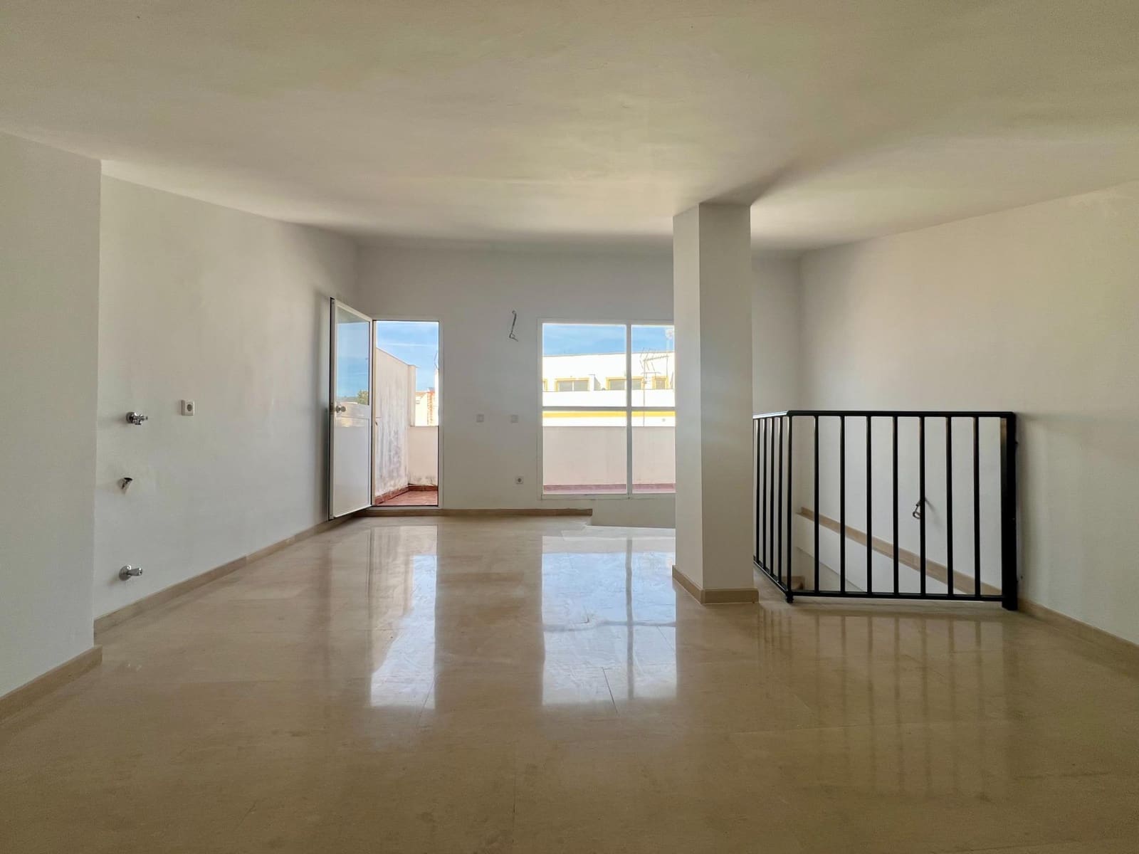 2 soverom Leilighet til salgs i Villafranca de Cordoba med svømmebasseng - € 88 000 (Ref: 9385699)