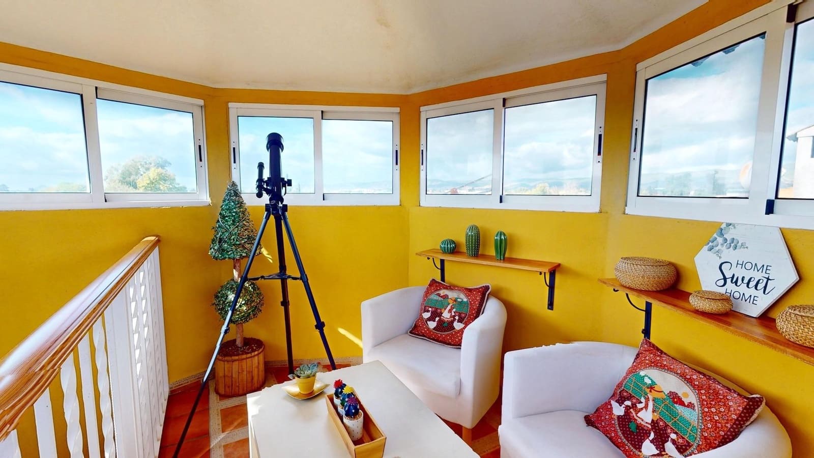 4 bedroom Villa for sale in Cordoba city with garage - € 170,000 (Ref: 9385700)