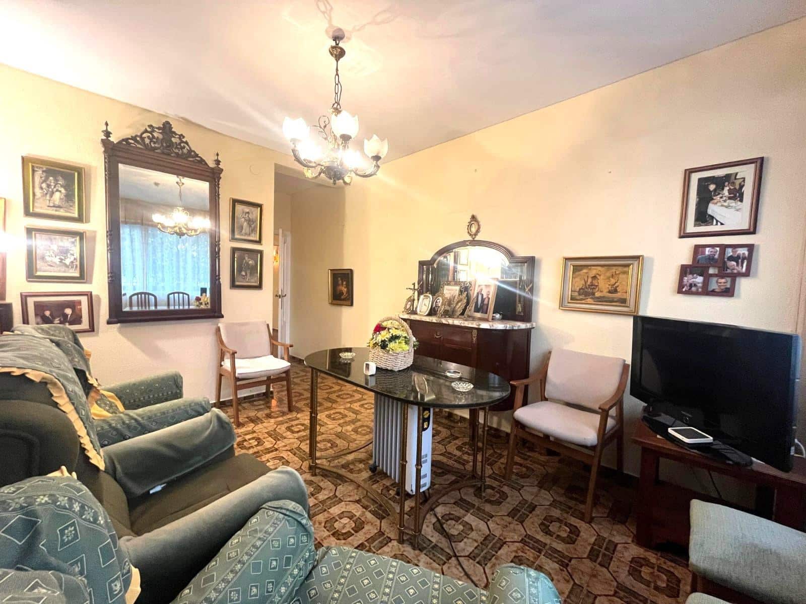 4 sypialnia Mieszkanie na sprzedaż w Miasto Kordoba - 161 000 € (Ref: 9396096)